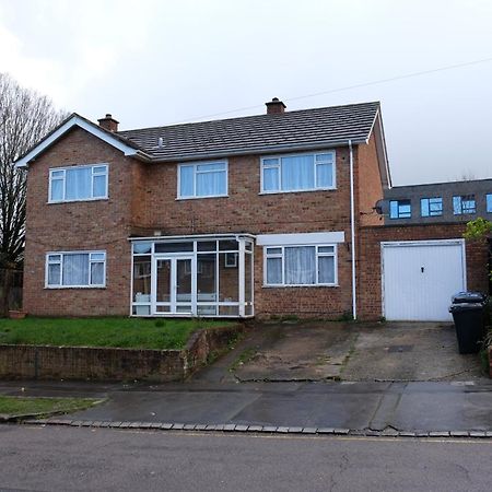 Many Worlds Meet - Eurostar, Wimbledon 30 Mins, Central London, Gatwick 15 Mins - Spacious, Sleeps Up To 16 Plus Cot - Free Wifi, Parking - Next To Lloyd Park, Great For Families, Walkers, Relocators - Ideal For Contractors London Borough of London Borough of Croydon Exterior foto