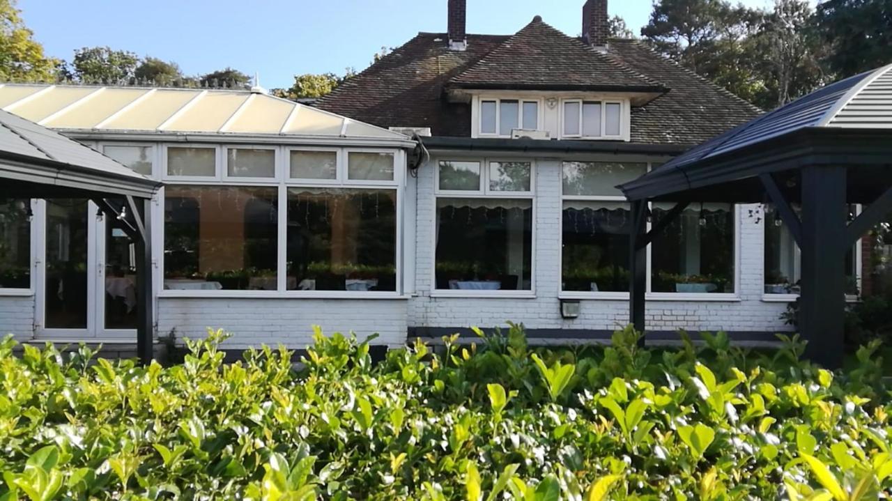 Many Worlds Meet - Eurostar, Wimbledon 30 Mins, Central London, Gatwick 15 Mins - Spacious, Sleeps Up To 16 Plus Cot - Free Wifi, Parking - Next To Lloyd Park, Great For Families, Walkers, Relocators - Ideal For Contractors London Borough of London Borough of Croydon Exterior foto