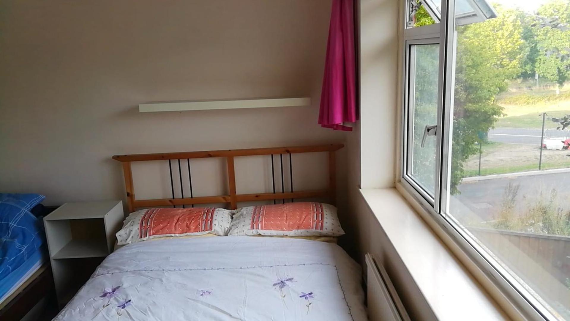 Many Worlds Meet - Eurostar, Wimbledon 30 Mins, Central London, Gatwick 15 Mins - Spacious, Sleeps Up To 16 Plus Cot - Free Wifi, Parking - Next To Lloyd Park, Great For Families, Walkers, Relocators - Ideal For Contractors London Borough of London Borough of Croydon Exterior foto
